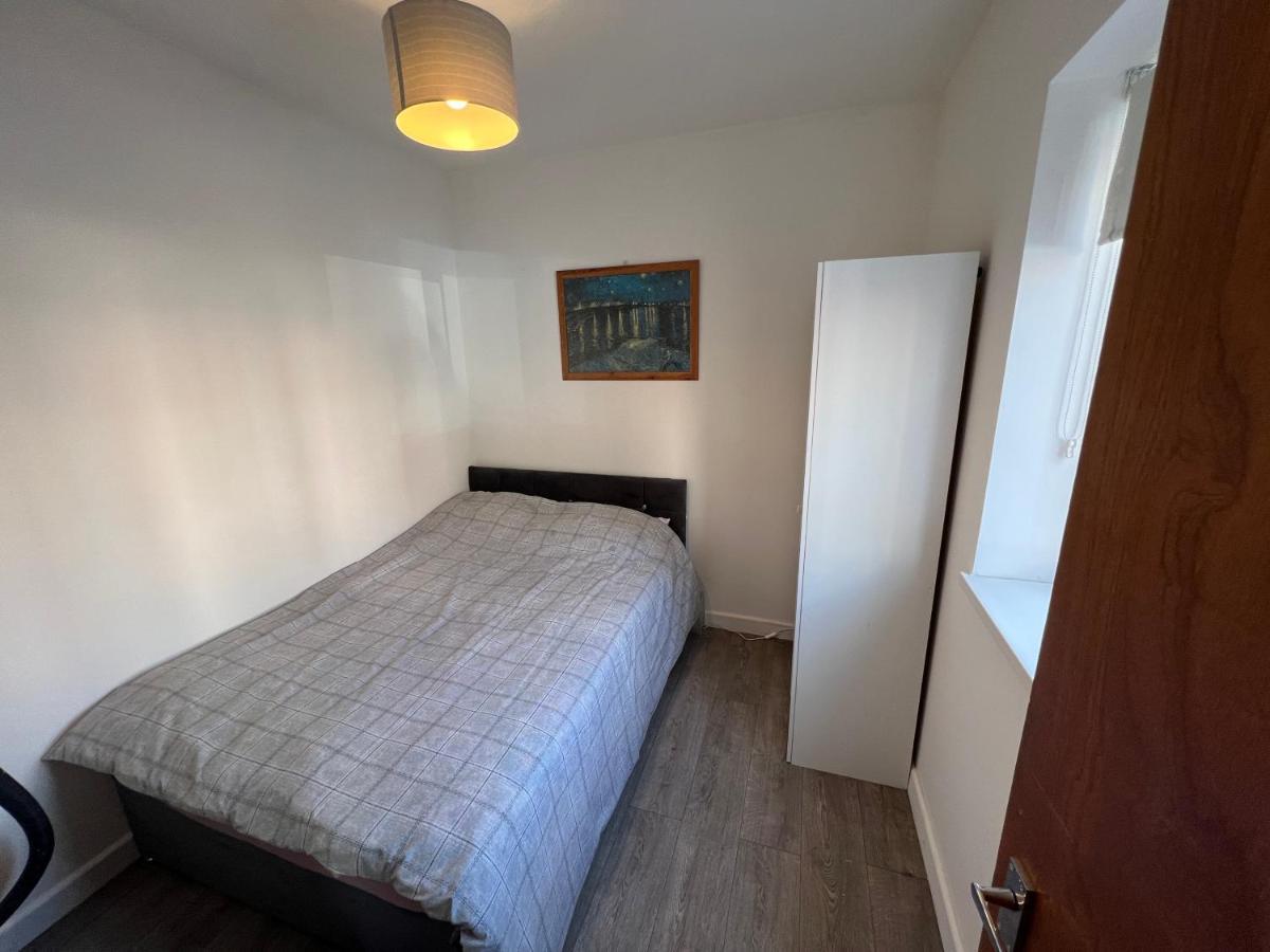 A Spacious Flat คาร์ดิฟฟ์ ภายนอก รูปภาพ